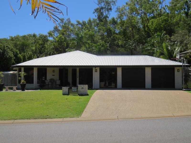 18 Constantia Crescent, Frenchville QLD 4701